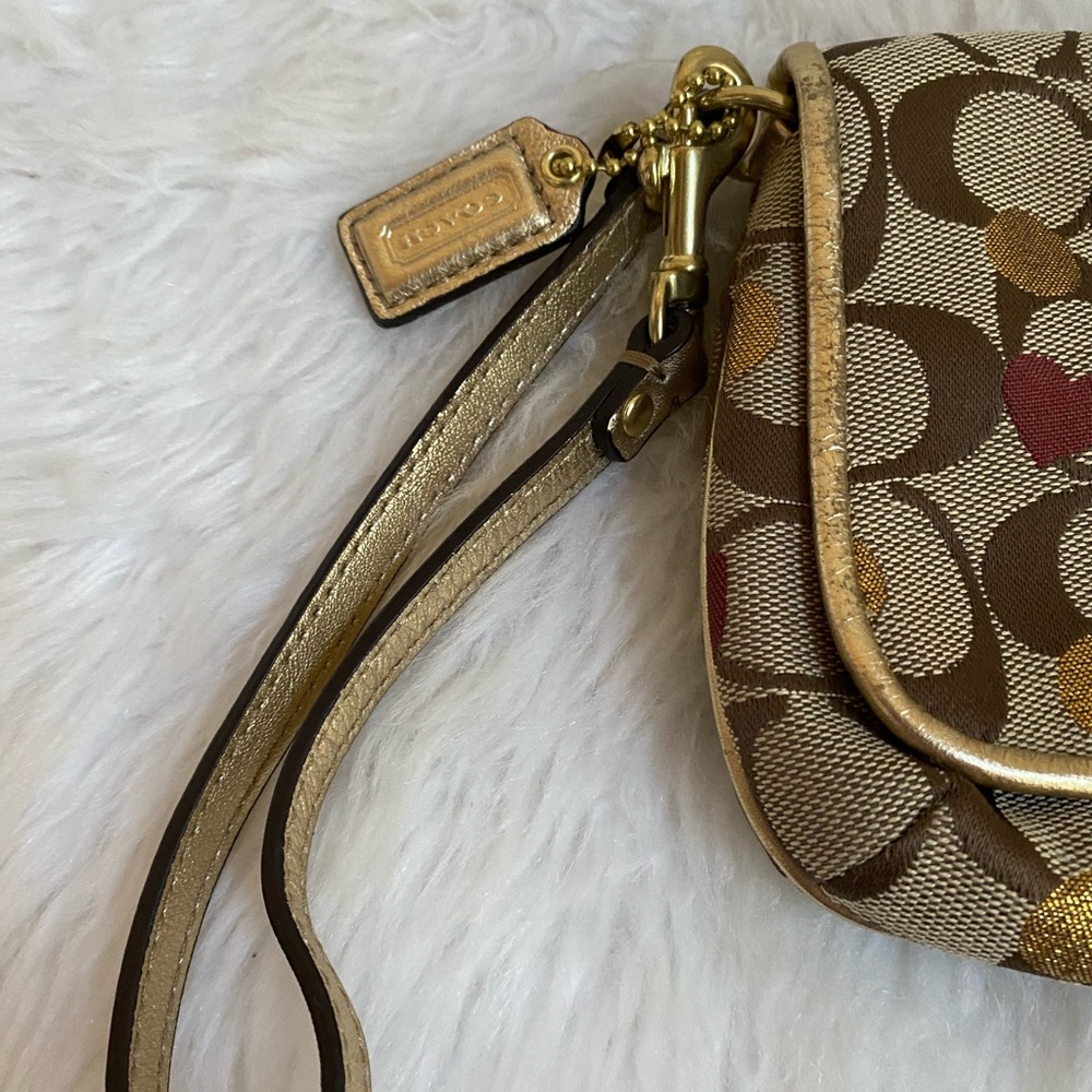 COACH SECRET ADMIRER LARGE FLAP WRISTLET WALLET 46934 - Picture 3 of 15